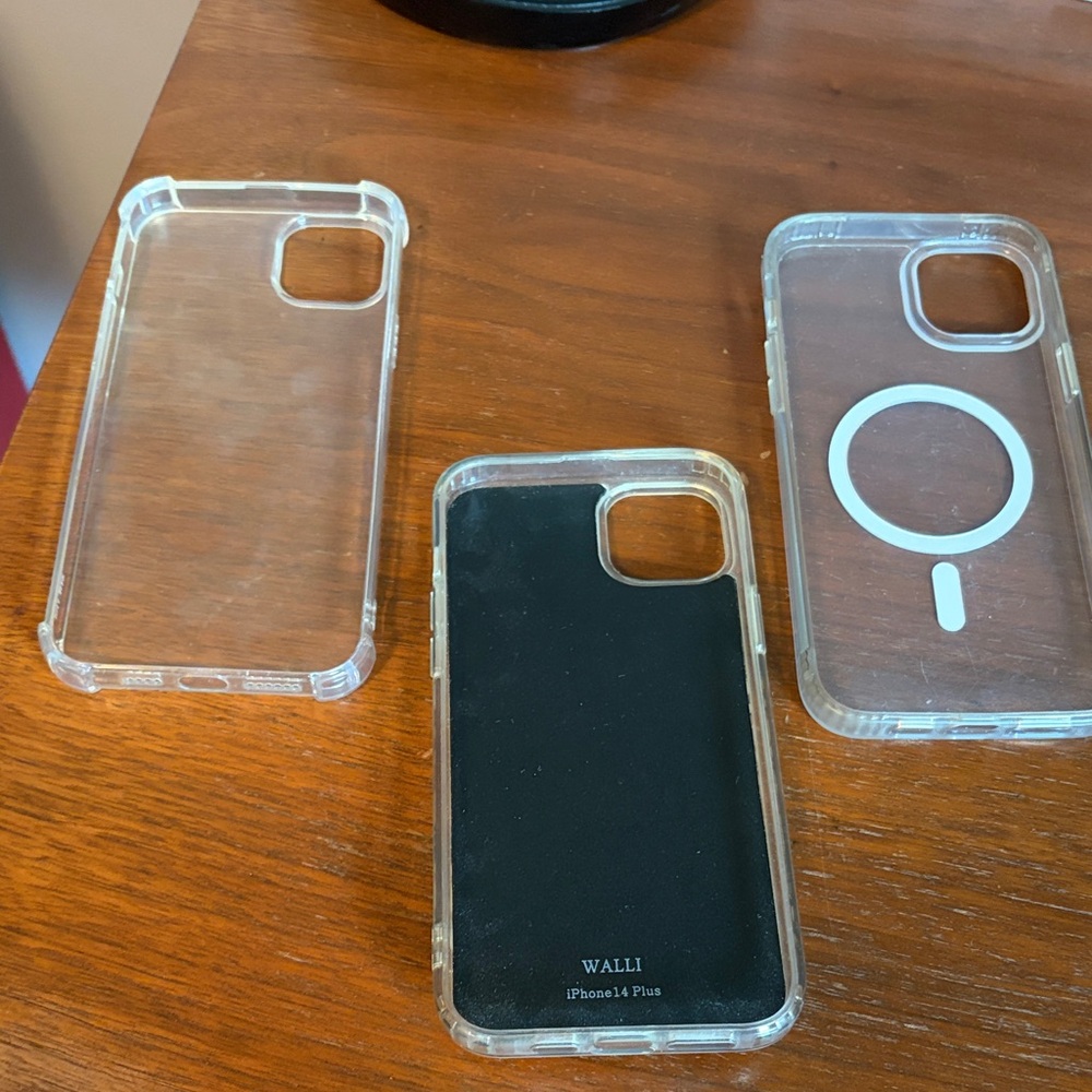 Wallis Transparent and Black iPhone 14 Plus Case